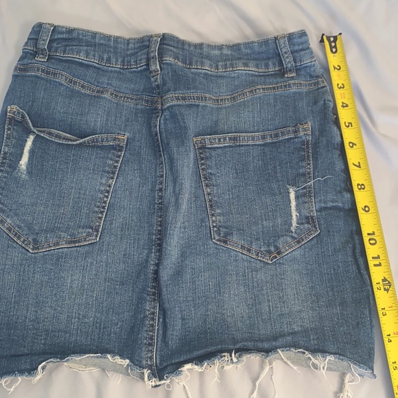 SWS denim skirt - Picture 3 of 3
